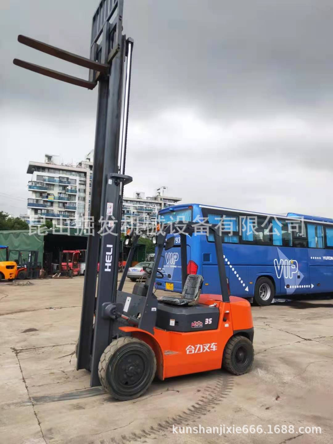 3吨合力叉车二手 柴油 现货转让