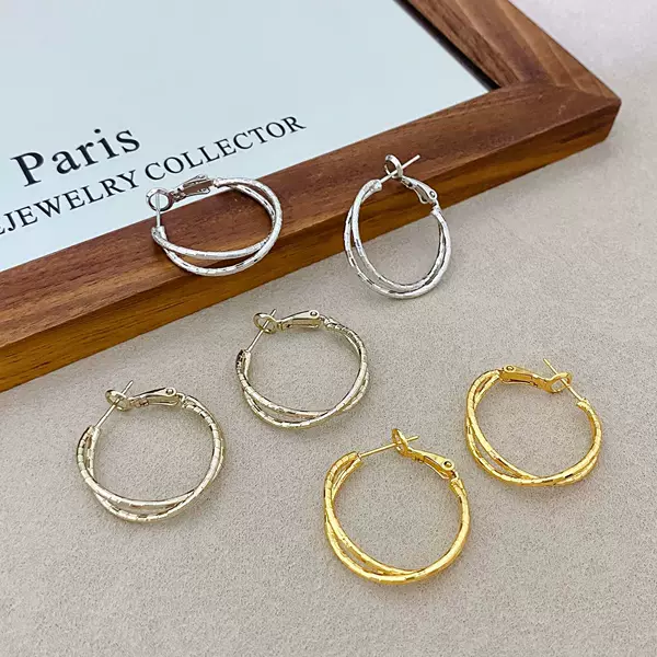 Copper-plated real gold double-layered cross plain hoop textured earrings for women, new light luxury simple fashion versatile hoop earrings