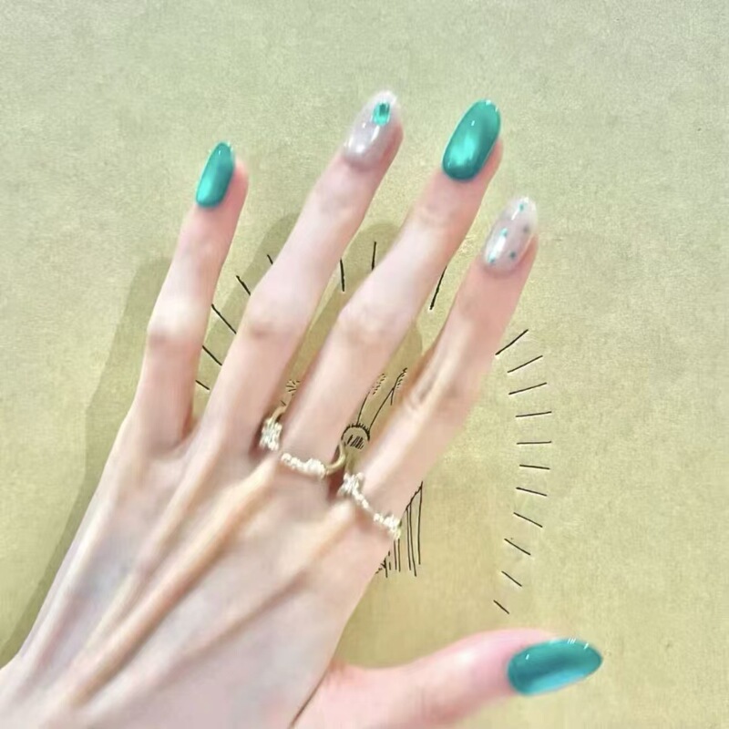 Emerald Green Wearable Nails with Metallic Finish, High-End Cool Look, Brightening Effect, Luxurious Feel, False Nail Stickers, Cross-Border Factory Emerald Green Wearable Nails with Metallic Finish, High-End Cool Look, Brightening Effect, Luxurious Feel, False Nail Stickers, Cross-Border Factory