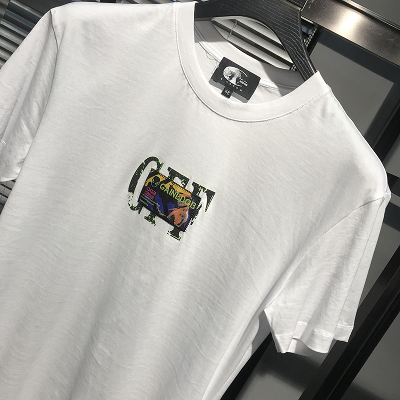 T-Shirt mit Eisseiden-Aufdruck 2021 Neue kurzärmelige Sommermodemarke für Herren Hübsche Instagram-Kleidung in Slim Fit für Männer_voghion.com