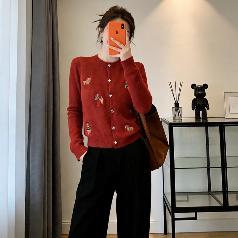1771 Summer Red Christmas Atmosphere Sweater Cardigan for Women 2026 New Cartoon Embroidered Knitted Jacket