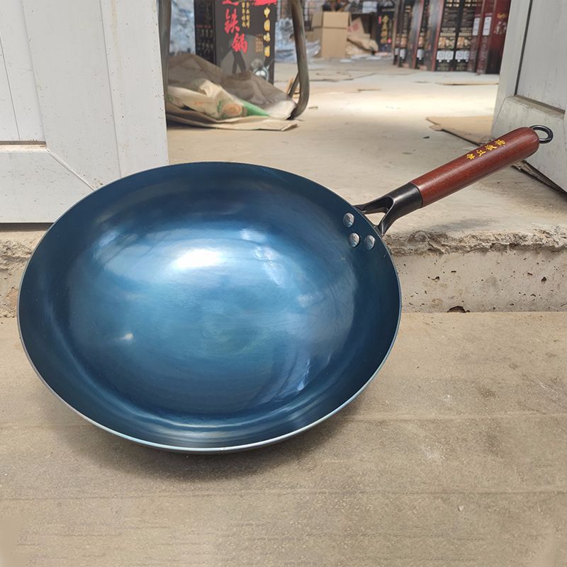 Manufacturer supplies wooden handle mirror wok, uncoated non-stick pan, mirror pan, gas stove suitable wok