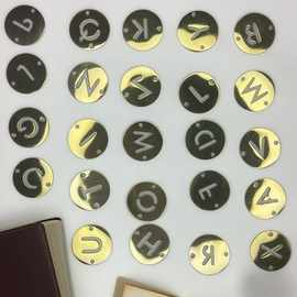 12mm钢色金色不锈钢双内孔26个英文字母圆吊坠DIY配件圆形潮流