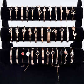 韩版简约学生百搭网红玫瑰金钛钢手镯女士闺蜜抖音同款不掉色饰品