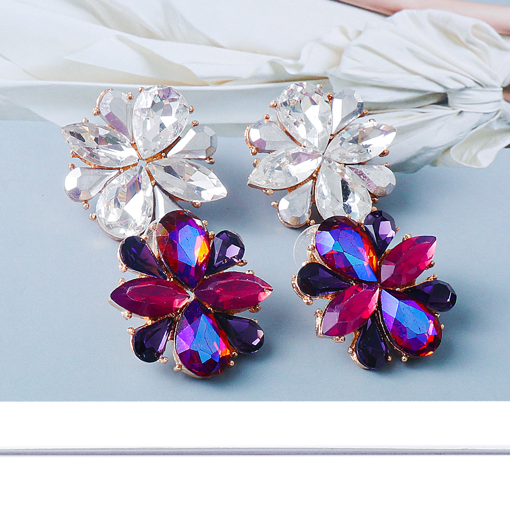 New European And American Personality Geometric Square Flower Diamond Earrings display picture 9