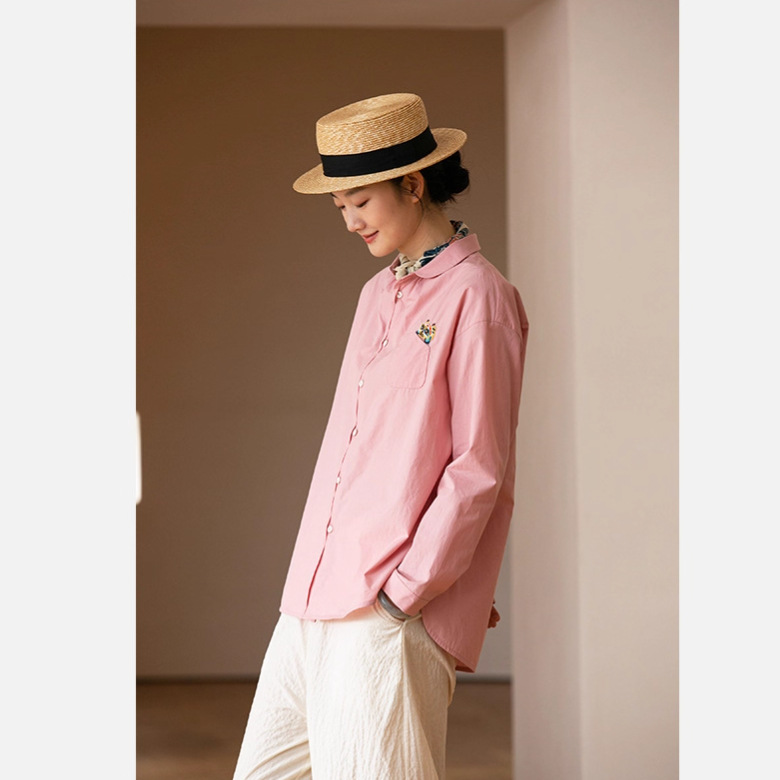 2023秋季新款文艺复古女装老虎头绣花纯色纯棉上衣宽松长袖衬衫女