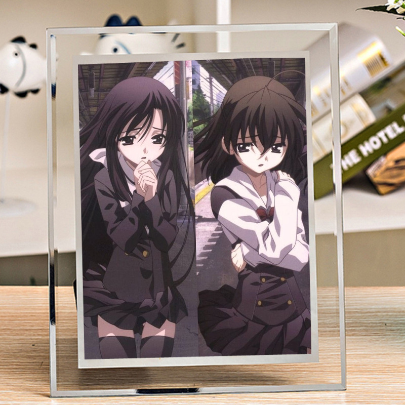 On the day of the day, the photo frame around the school days on campus will be set up as a cartoon gift for Chengge Guianye World.