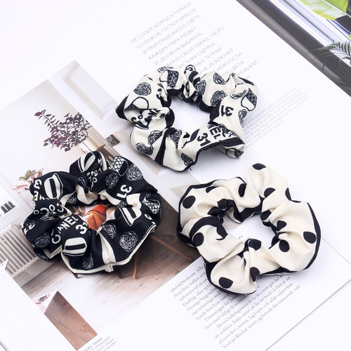 Korean version of Internet celebrity hair accessories, elegant small fragrant large intestine hair tie, simple retro black and white satin headband B362
