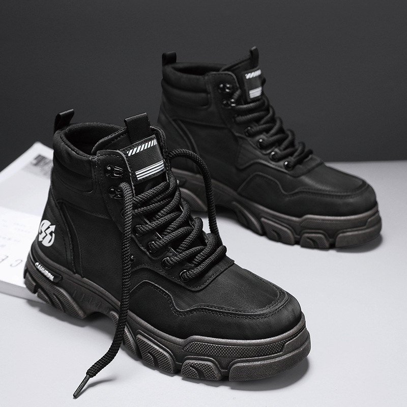 Otoño e invierno de cuero para hombres nuevas botas de ruibarbo moda retro suela gruesa aumento deportes al aire libre locomotoras botas Martin botas para hombres