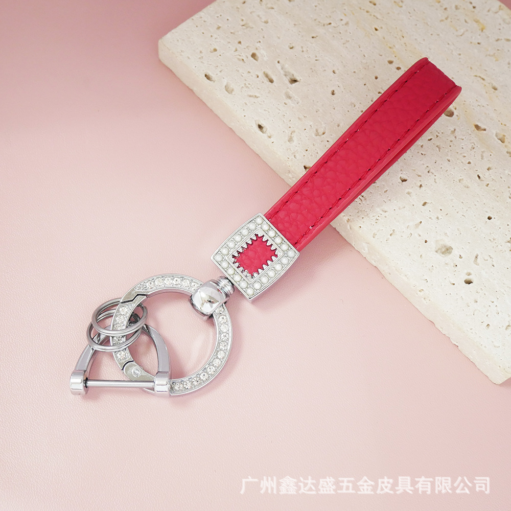 Nuevo anillo hebilla herradura hebilla brillante microfibra cuero coche llavero moda llavero cintura colgante regalo al por mayor