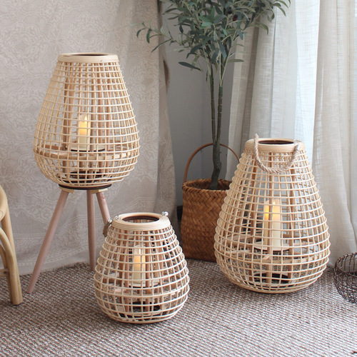 Woven rattan floor lamp with legs, candle holder, boutique hotel model room courtyard decoration lantern, plug-in, Nordic new Chinese style, Japanese style