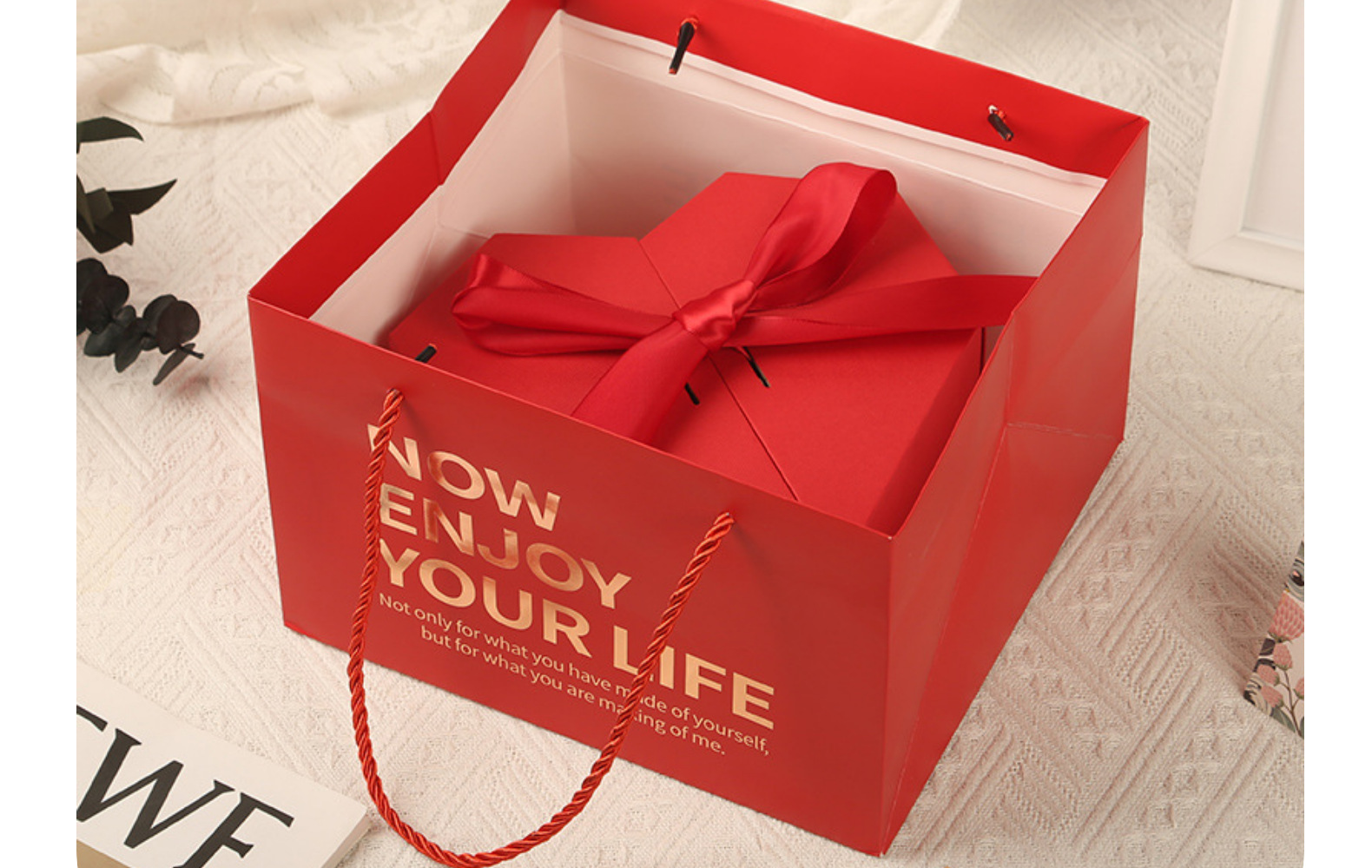 빨간색; 상자 크기 22.5*21.5*10