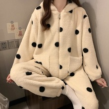 5701ëqqӺöBñײcůҾӷﶬ˯Ů