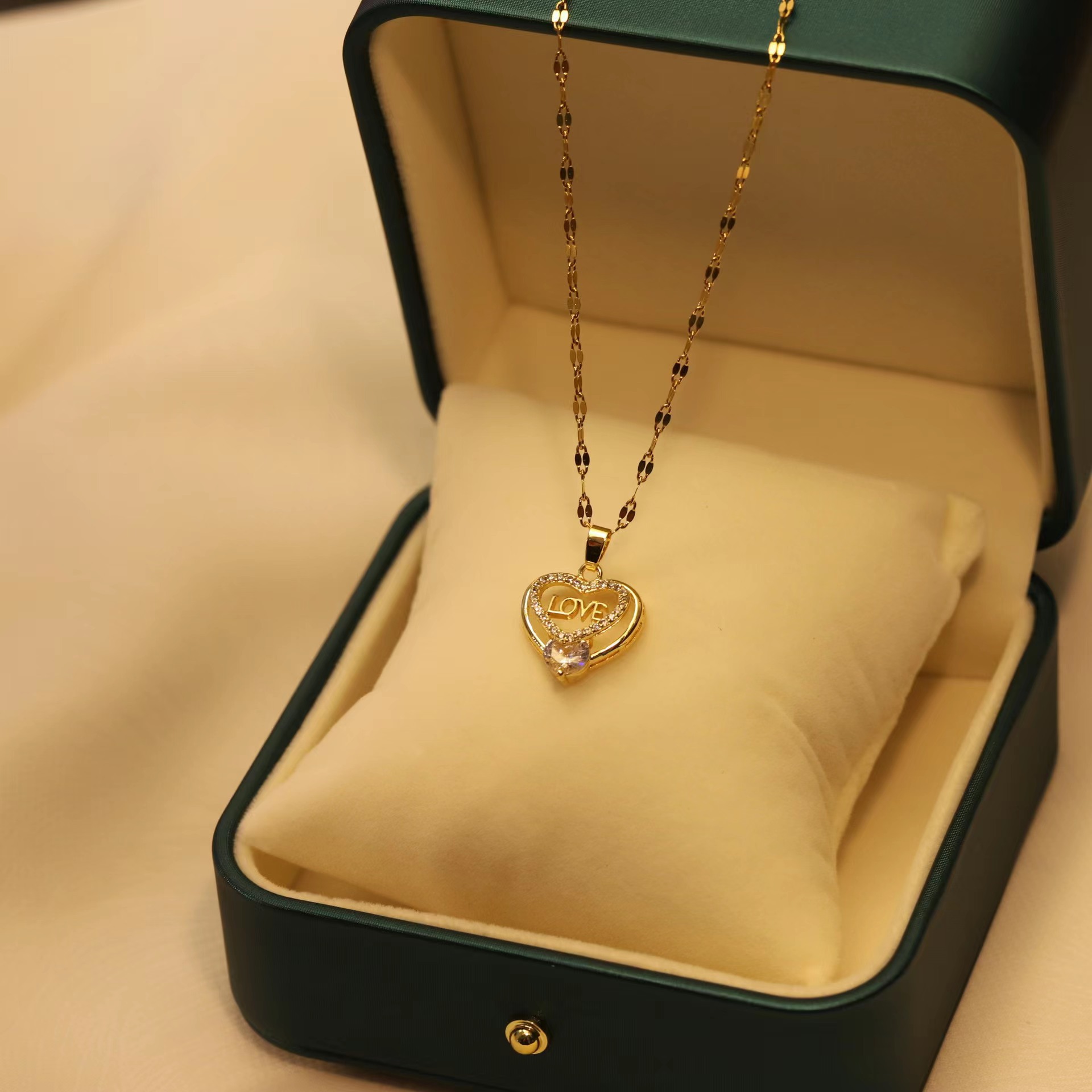 3d1ed01bb7b8ff8ff82333ba7168bc