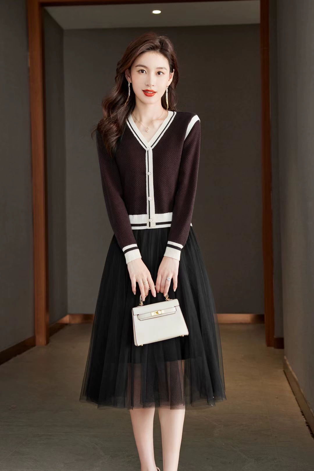 Long-sleeve, knitted set, autumn woolen skirt, city style, V-neckline