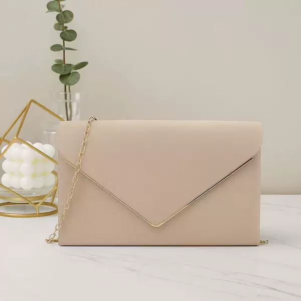 Women's simple metal-edged evening bag with thin chain, crossbody small bag for weddings and banquets, versatile and elegant shoulder dress bag