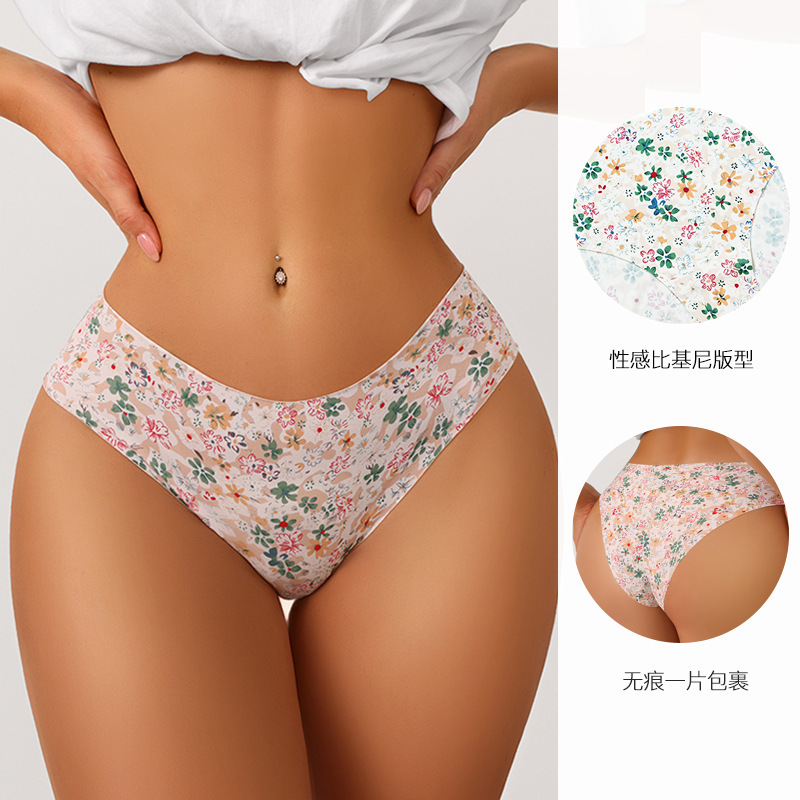 Sweet Floral Print Bikini Panties Women's Summer Low Waist Comfortable Breathable Women's Traceless Ice Silk Sexy Briefs