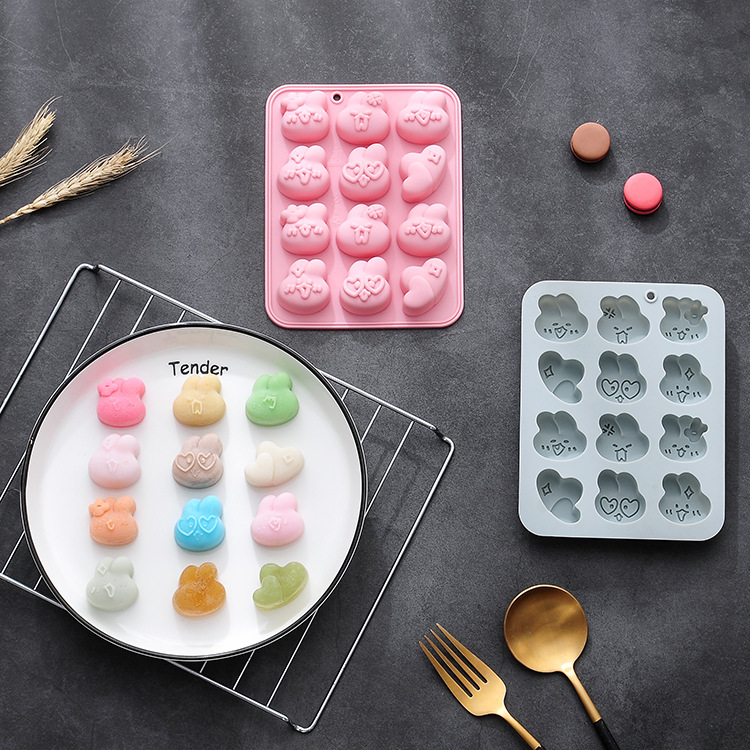 Spot 12 even cute little rabbit expression silicone cake chocolate mold fudge jelly ice mold baking tools