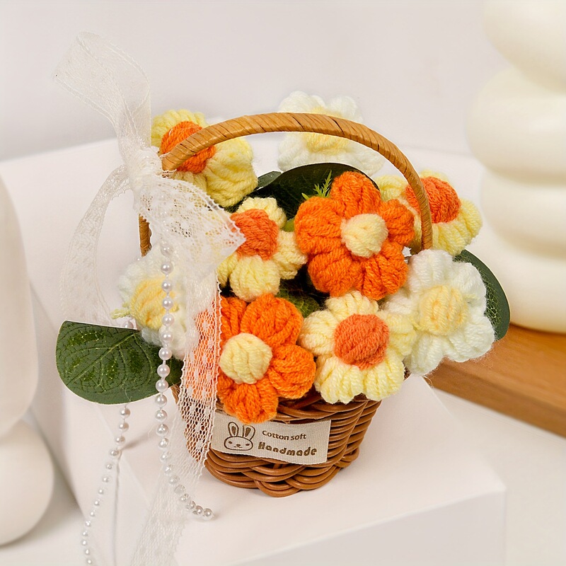 跨境爆款毛线花成品手工针织花泡芙手提篮永生花假花桌面摆件批发|undefined
