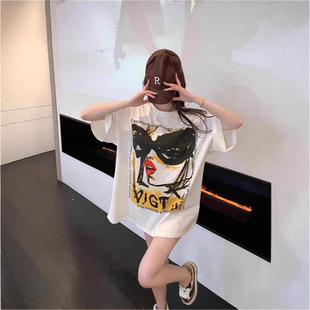 ��a��ʽt������Ů���������n�泱oversize�W؛��H�b�ļ����³�