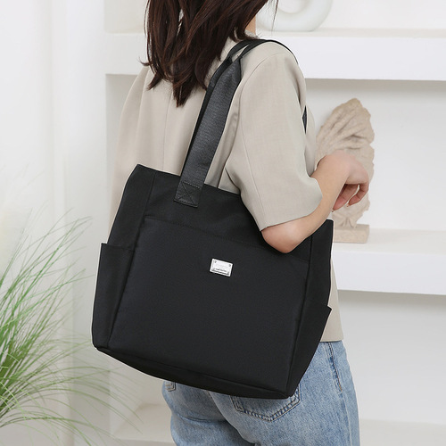 2024 New Mother Bag Women's Nylon Single Shoulder Bag Fashion Large Capacity Handbag Oxford Cloth Tote Bag Wholesale