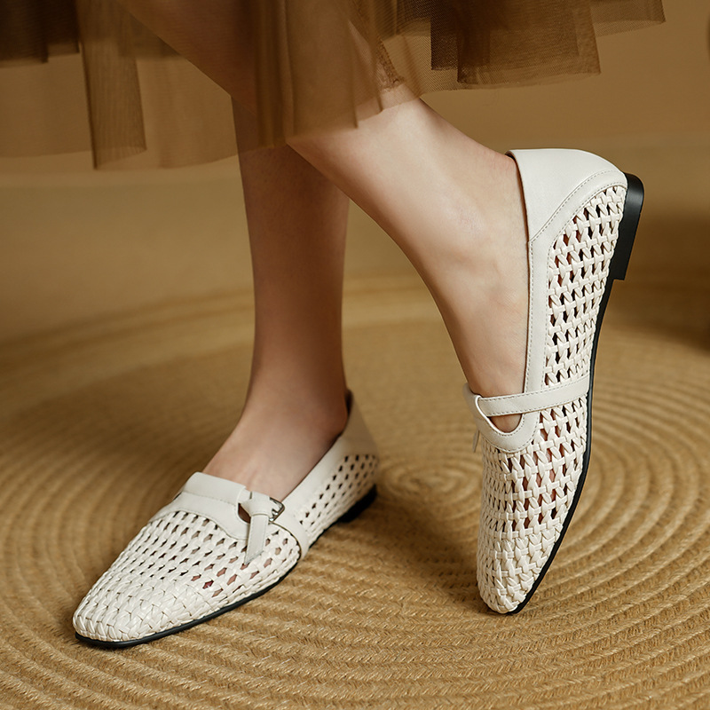 Retro woven white fashionable breathable shoes flat