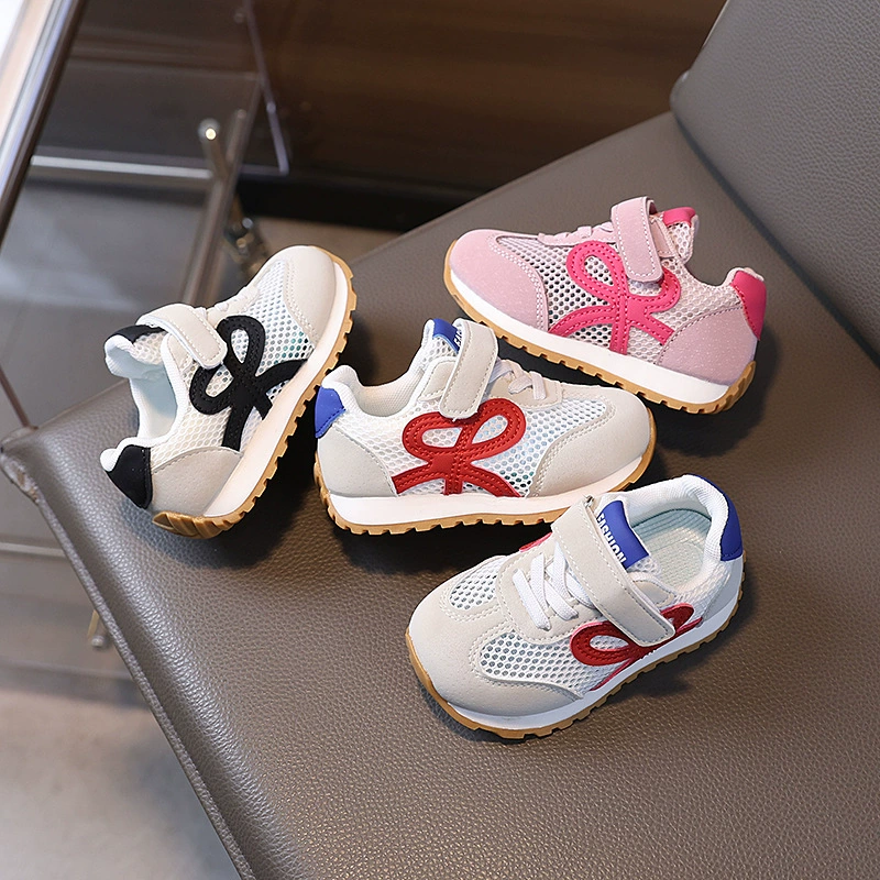 Детская обувь 2025 Весна-Лето Новые сетчатые дышащие спортивные кроссовки для мальчиков с мягкой подошвой и противоскользящей подошвой, кроссовки для девочек в стиле Форреста Гампа