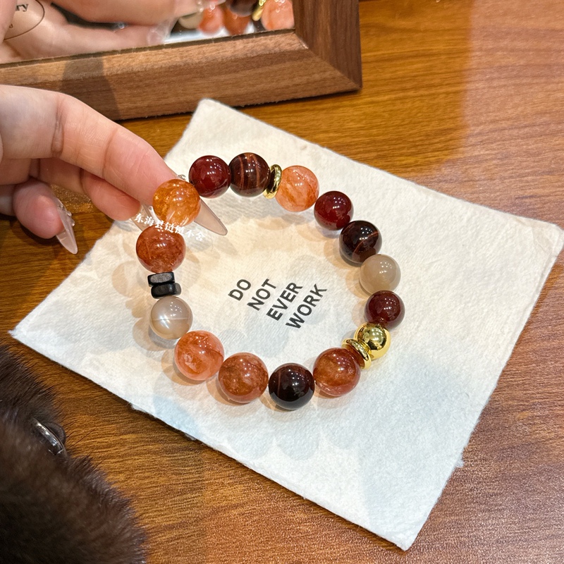 Natural Garnet Red Agate Red Tiger Eye Stone Milk Tea Moonlight Water New Chinese Style High-End Elegant Beaded Hand Jewelry Natural Garnet Red Agate Red Tiger Eye Stone Milk Tea Moonlight Water New Chinese Style High-End Elegant Beaded Hand Jewelry