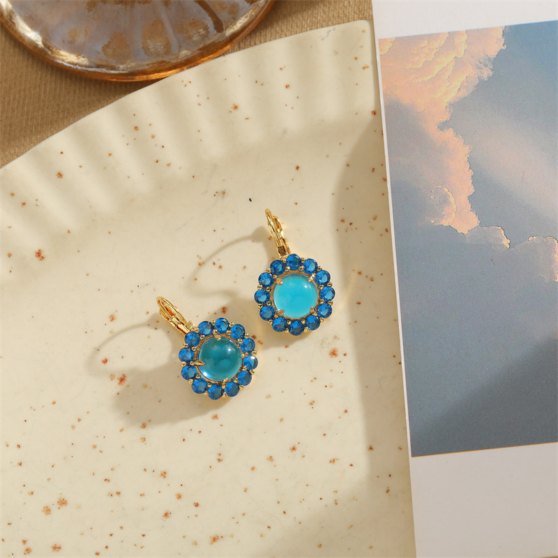 Acrylic retro earrings with zircon