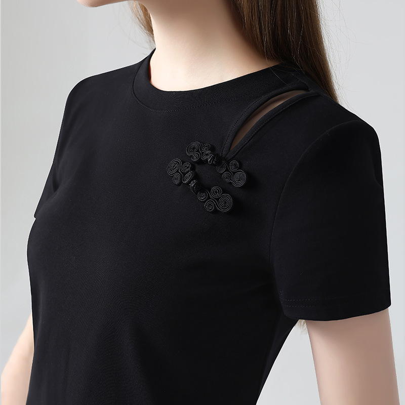 Nueva camiseta china de manga corta mujer 2025 nueva mujer retro hebilla de disco color sólido camiseta de algodón diseño sentido camisa hueca