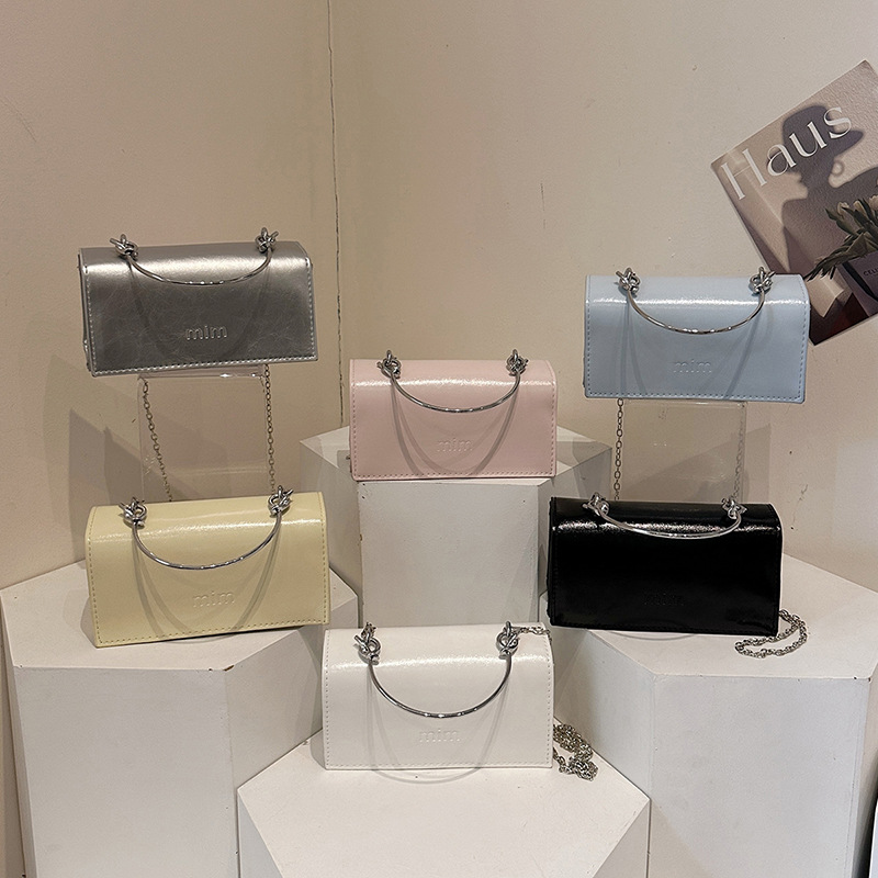 Cadenas de alta sensación mini bolso cuadrado para mujeres 2025 nuevo bolso de mano comercio exterior transfronterizo bolso de hombro