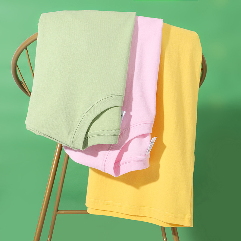 Camiseta de Algodón Peinado de Manga Corta para Niños de Jardín de Infancia y Primaria, 180g, Paquete de 26 Unidades, Uniforme Escolar Personalizado, Algodón Puro