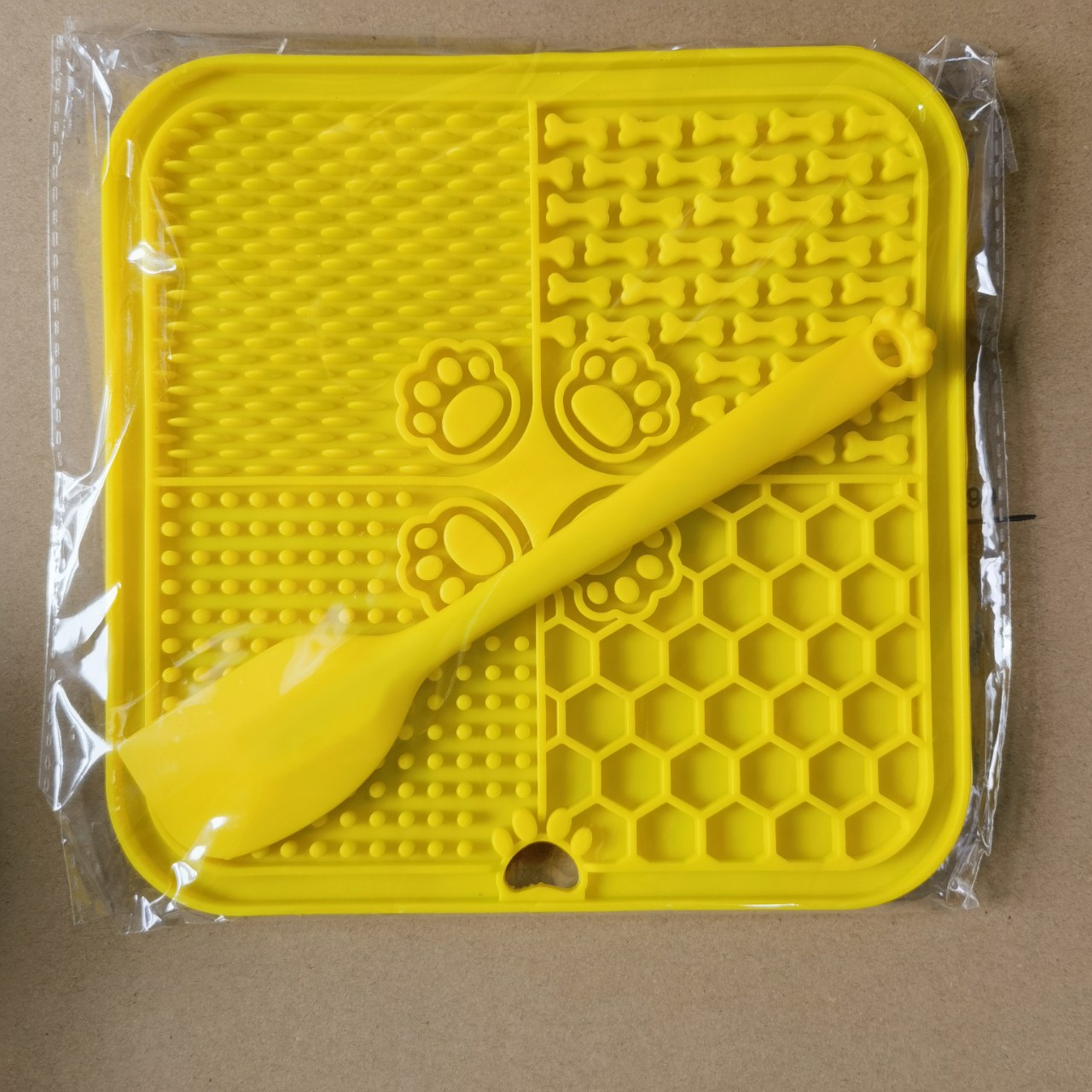 Amazon Pet Products Licking Pill Pill