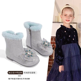 童皮鞋;童皮靴;童凉鞋