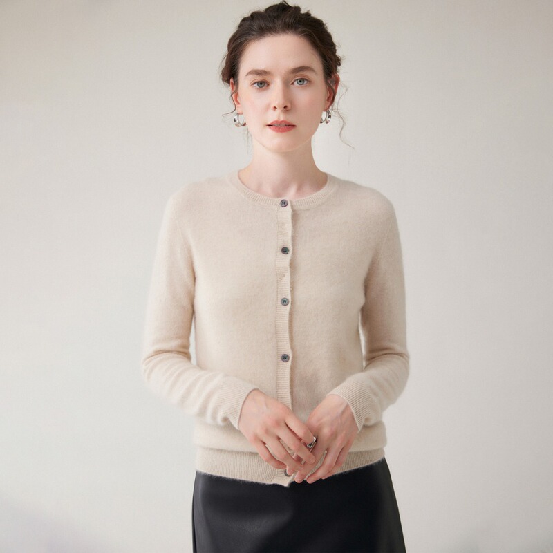 Pure Cashmere Knitted Cardigan for Women, New Autumn and Winter Style, Ribbed, Simple, Casual, Slim-Fit, Soft, Skin-Friendly Top Pure Cashmere Knitted Cardigan for Women, New Autumn and Winter Style, Ribbed, Simple, Casual, Slim-Fit, Soft, Skin-Friendly Top