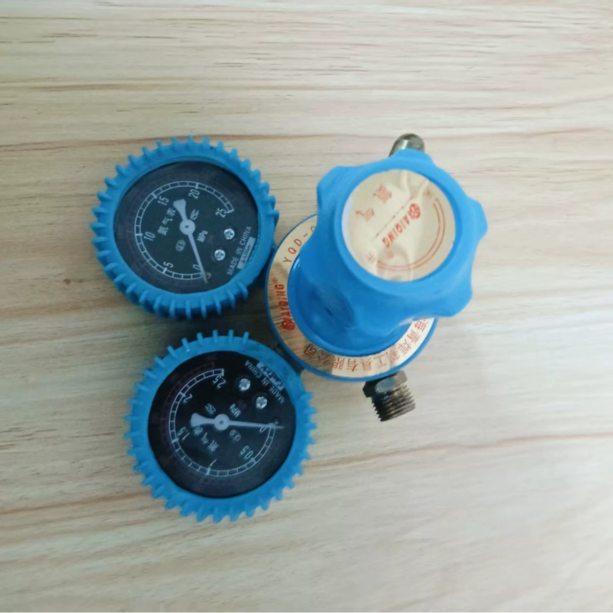 Кислородный метр ацетиленовый метр азота пропан аргон редукционный клапан гелиевый редуктор диоксид углерода нагревательный манометр