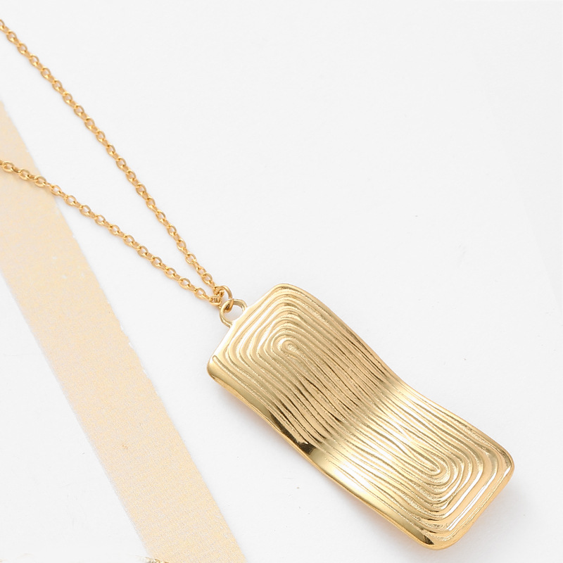 Holiday, Daily Occasion 304 Stainless Steel Material Wholesale Jewelry Vacation Classic Style Solid Color 304 Stainless Steel Plating Cable Chain Pendant Necklace