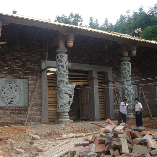和之加工3米高石雕双龙柱 寺庙大殿青石镂空浮雕龙柱 款式多样