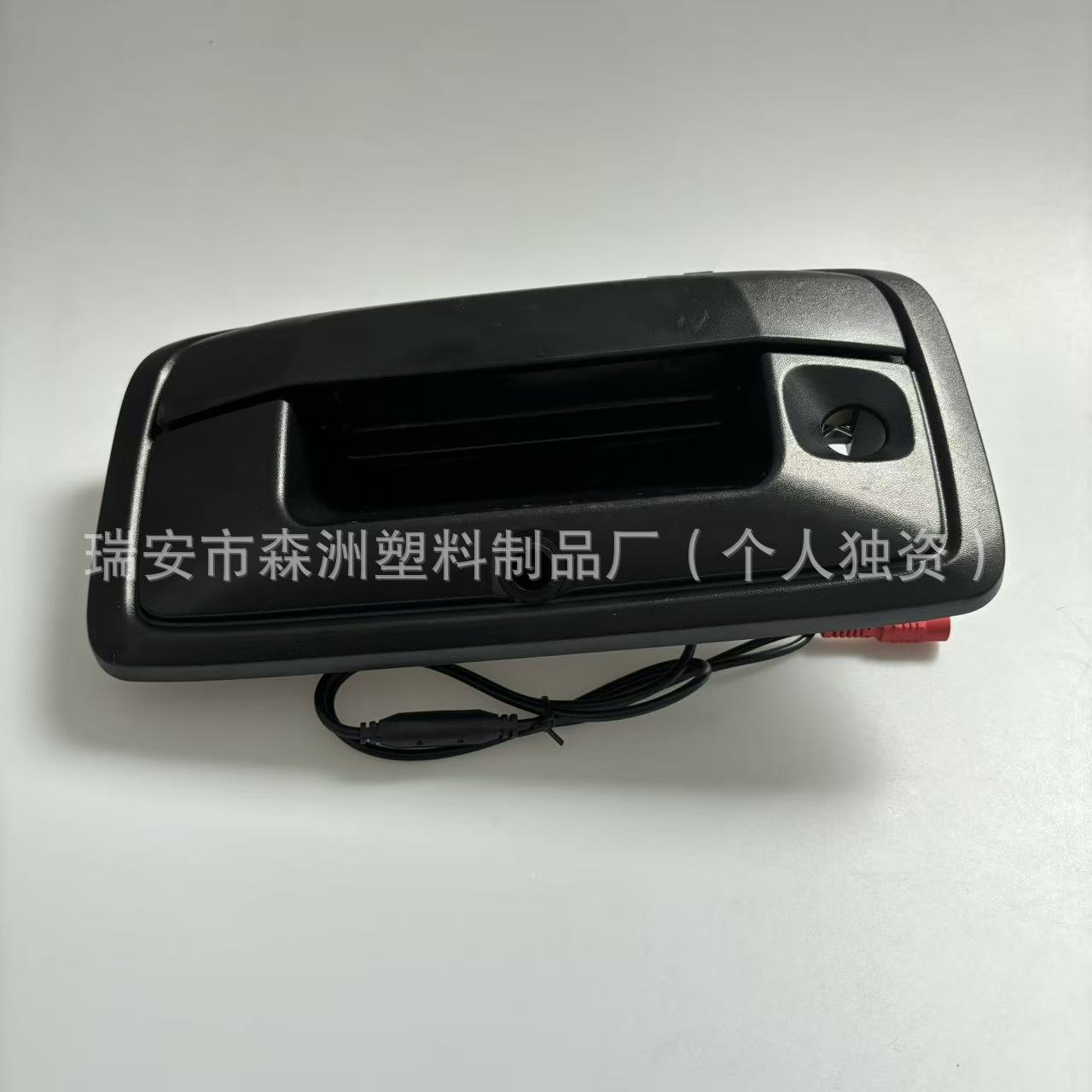 Tailgate handle with camera and wiring harness 23457650 suitable for Chevrolet Silverado pickup truck