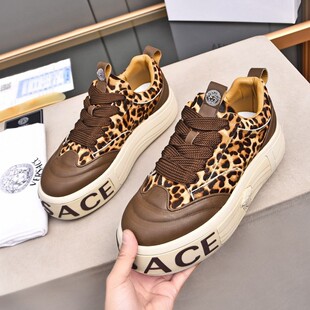 �ļ��������e�\�Ӻ��������ЬƤ��_��͸��r��ƴɫ��ʿ�����Ь