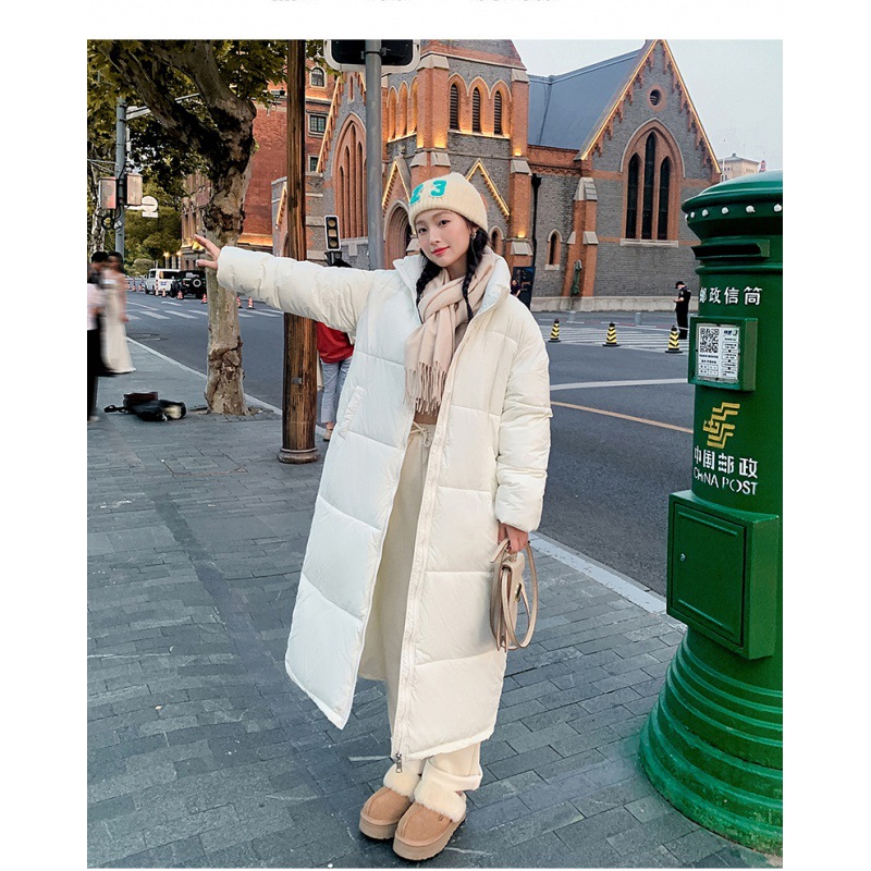 Capa de algodón de plumón gruesa para mujeres largas sueltas ins ropa de pan de estilo de Hong Kong ropa de algodón de invierno 2023 nueva chaqueta de algodón