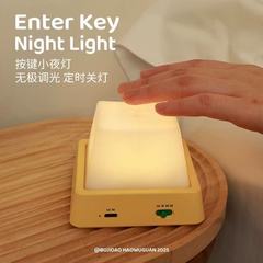 スイッチのライトのボタンの小夜のライトの寝室のベッドの頭の睡眠のデスクトップは暖かい光の時間を押してオフにします。