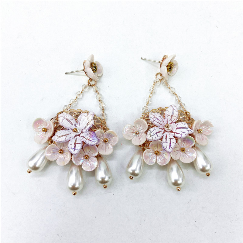 Vintage New Flower Long Tassel Earrings Wholesale display picture 1