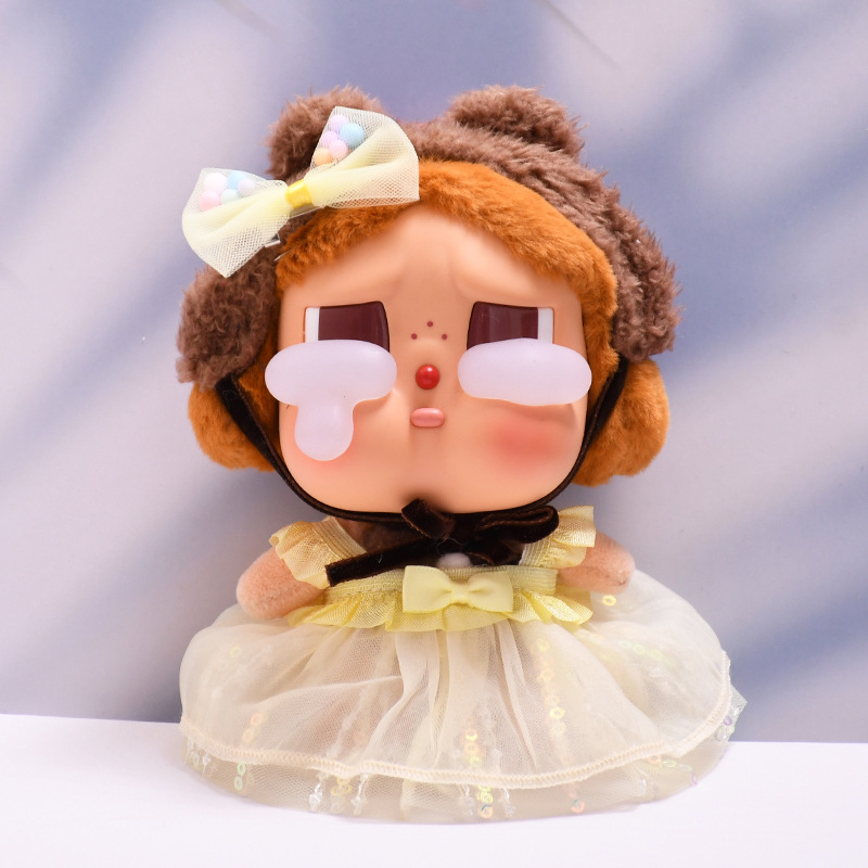 ただの子供服】泣く子供の涙の工場はゴムの顔の人形をごまかします。