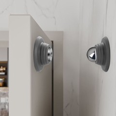 ショートタイプのシリコンゴムのドアは穴を開けないでください。