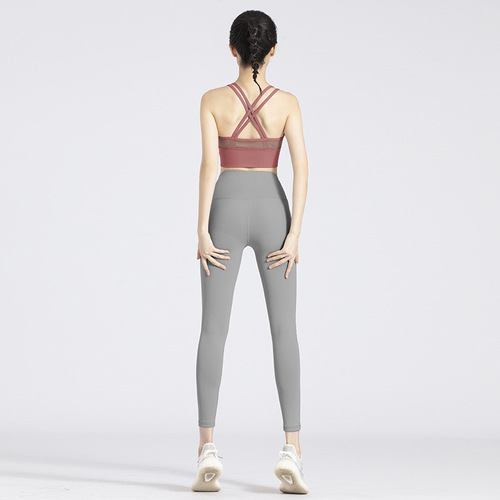 Kangnian yoga pants, high waist, nudity, no embarrassment, line sports, tight fitness pants, peach, hip lifting, no trace, yoga pants for women