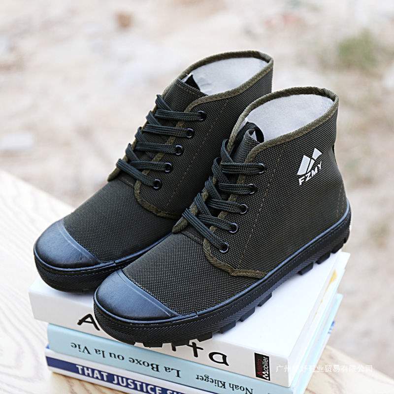 Four Seasons High-Top Outdoor Work Shoes for Men and Women 34-45 Full Size Farmland Shoes Non-Slip Improved Rubber Shoes Wear-Resistant Flats