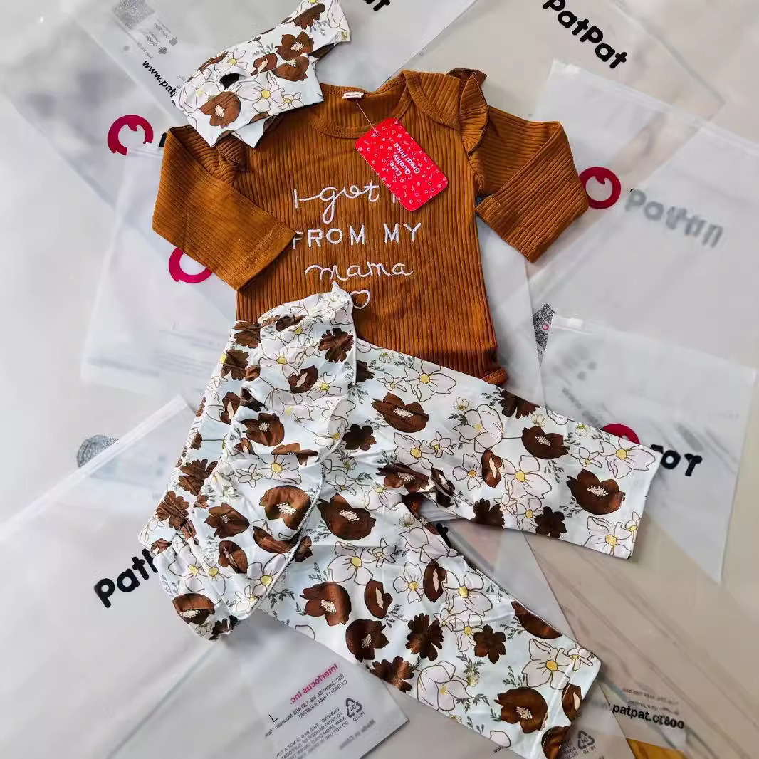Hombres y niñas vestimenta de otoño y invierno conjunto mixtos estilo de inventario Patpat kids set al por mayor