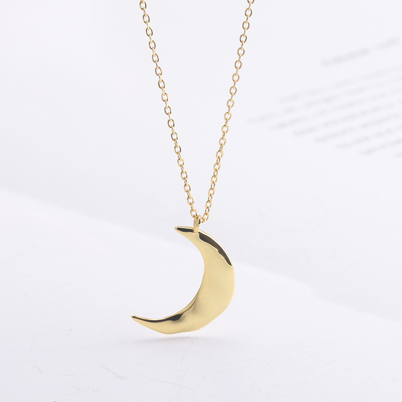 Retro Moon Sterling Silver Polishing Pendant Necklace display picture 5