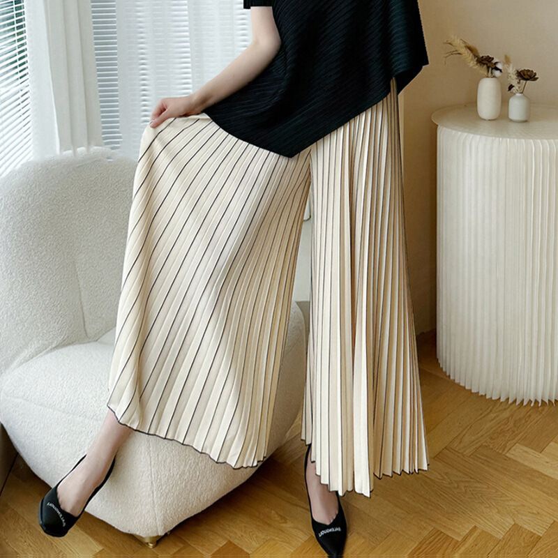 Miyake Series Pleated Pants 2026 Summer Loose Straight Pleated Wide-Leg Pants for Women, Large Size Pleated Casual Pants with Drape Effect